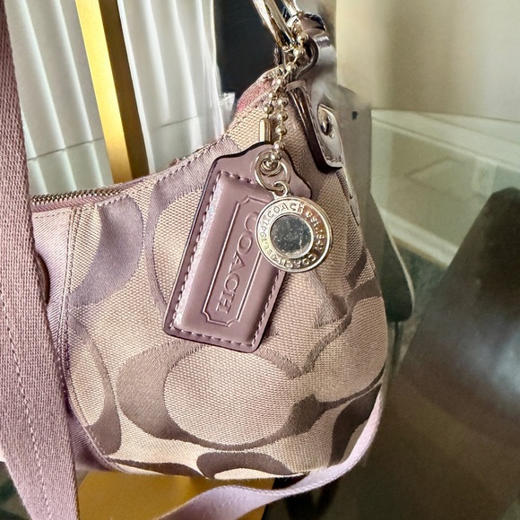 COACH F19218 Demi Crossbody - Picture 3 of 11